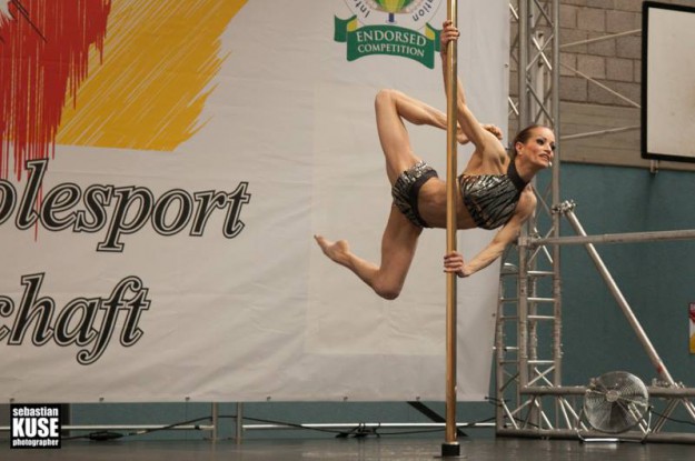 Deutsche Meisterin 2015 Pole Dance Yvonne Haug
